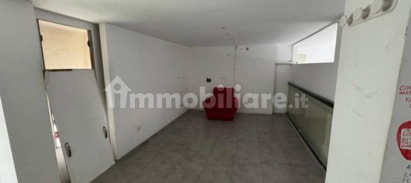 2 rooms Commercial property in Turin, Italy No. 320188 6
