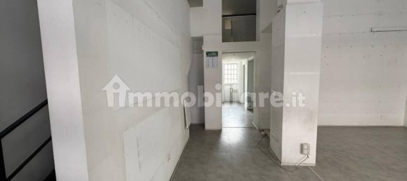2 rooms Commercial property in Turin, Italy No. 320188 10