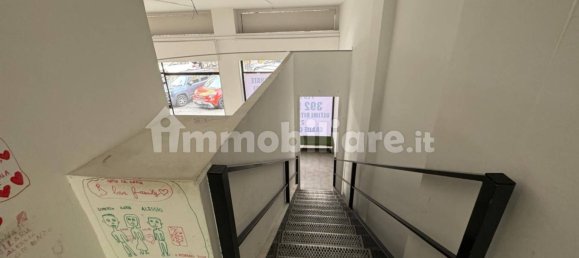 2 rooms Commercial property in Turin, Italy No. 320188 3