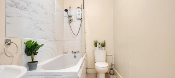 1 bedroom Apartment in London, United Kingdom No. 12558 8