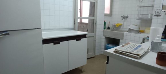 4 bedrooms Apartment in Zaragoza, Spain No. 162272 3