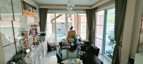 5 dormitorios villa en venta en Chon Buri, Chonburi, Eastern Thailand, Thailand № 59963 4