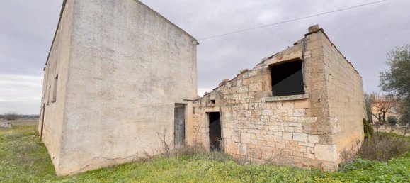 9 rooms House in Conversano, Italy No. 23496 3