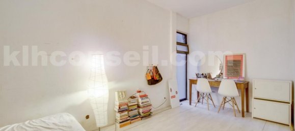 3 bedrooms House in Colombes, France No. 186899 10