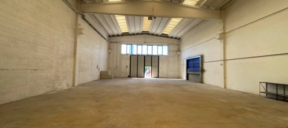 1-Zimmer Lagerhaus in Usmate Velate, Italy, Nr. 265413 27