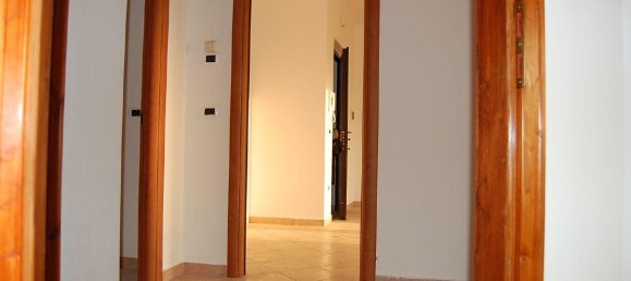 3غرفة شقة في Roseto degli Abruzzi, Italy رقم 4739 16