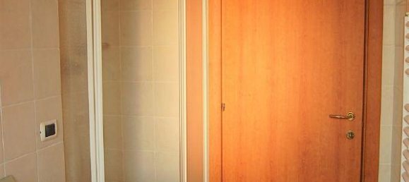 3غرفة شقة في Roseto degli Abruzzi, Italy رقم 4739 19