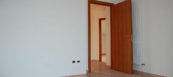 3غرفة شقة في Roseto degli Abruzzi, Italy رقم 4739 18