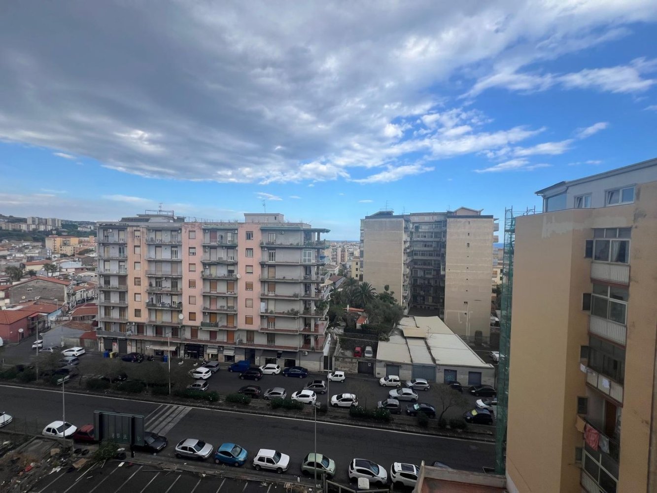 3 rooms Apartment in Catania, Italy No. 167447