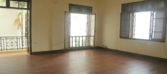 4 bedrooms Villa in Tay Ho, Vietnam No. 6712 3