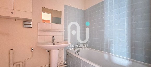 2 bedrooms Apartment in Asnieres-sur-Seine, France No. 126539 4