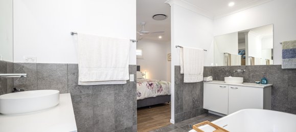 4 غرف نوم منزل في Banksia Beach, Australia رقم 766 20