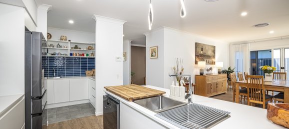 4 غرف نوم منزل في Banksia Beach, Australia رقم 766 11