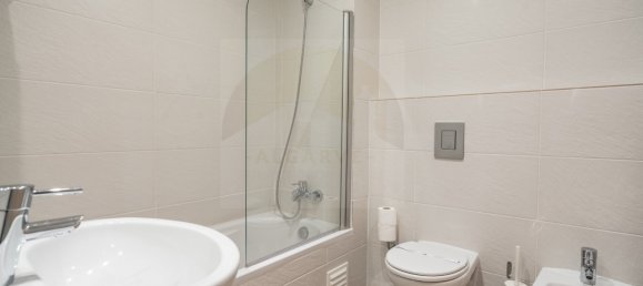 Квартира с 2 спальнями в Мешильоейра Гранде, Португалия № 153713 19