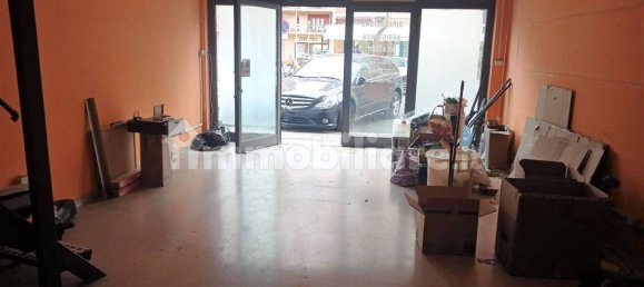 Коммерческая недвижимость с 1 комнатой в Терни, Италия № 107600 6