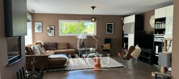 5 chambres Maison à Yèvres, France No. 269627 4