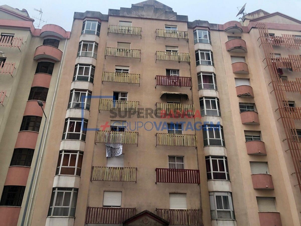 2 bedrooms Apartment in Sintra, Portugal No. 209500