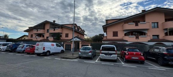 Ático de 3 habitaciónes en Cisliano, Italy No. 42631 3