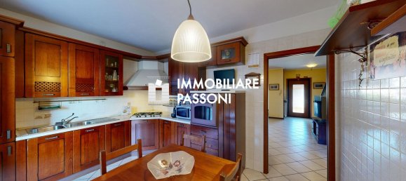 5 bedrooms Apartment in Solbiate Olona, Italy No. 361308 9