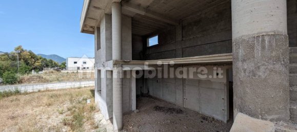 Almacén de 1 habitación en Castrovillari, Italy No. 169238 12