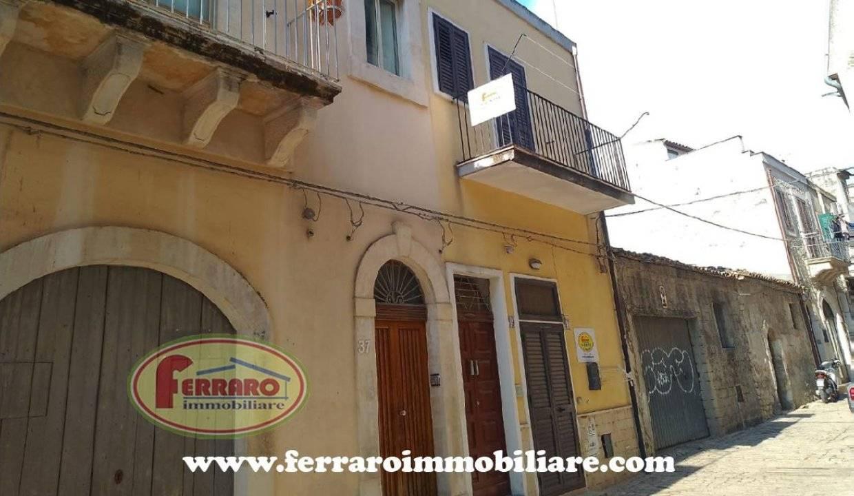 4-Zimmer Haus in Scicli, Italy, Nr. 107511