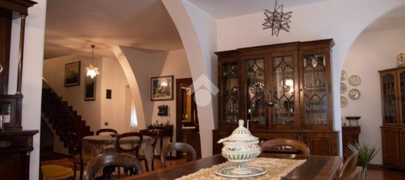 9 bedrooms Villa in Pescara, Italy No. 166520 9