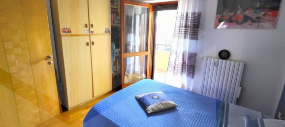 Casa de 8 divisões em Spoltore, Italy N.º 29346 11