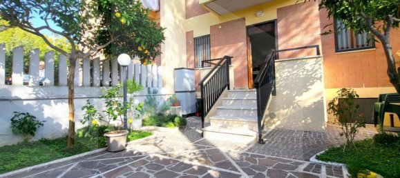 Casa de 8 divisões em Spoltore, Italy N.º 29346 9