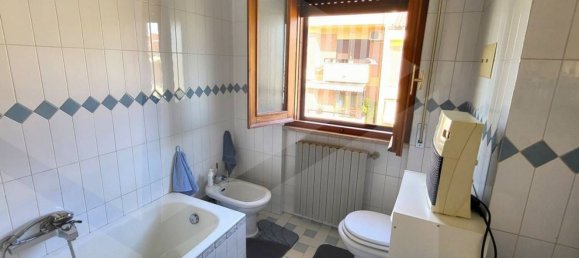 Casa de 8 divisões em Spoltore, Italy N.º 29346 22