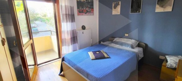 Casa de 8 divisões em Spoltore, Italy N.º 29346 12