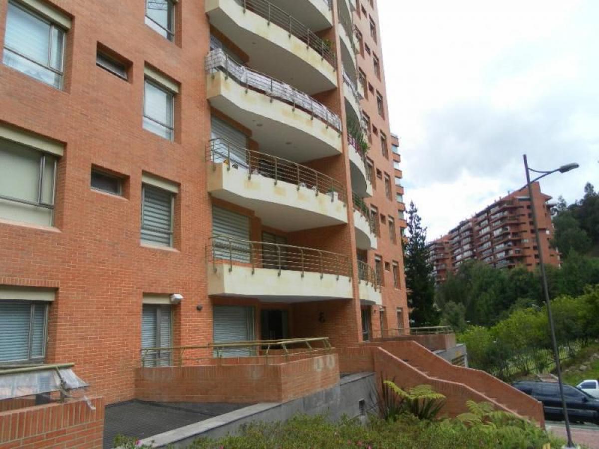 3 bedrooms House in Bogota, Colombia No. 14106