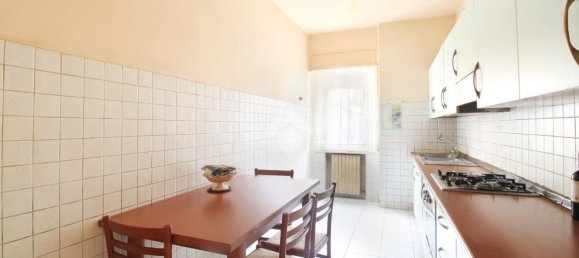 4 rooms Apartment in Porto Sant'Elpidio, Italy No. 11652 5