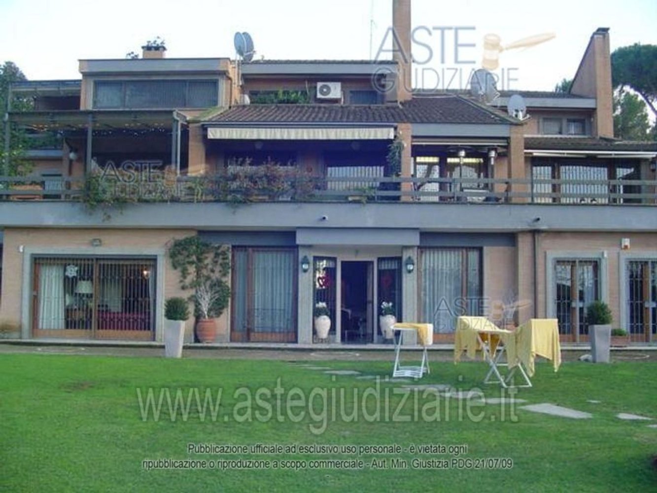 7 rooms Duplex in Rome, Italy No. 194522