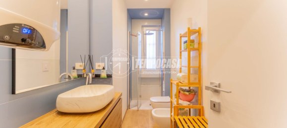Apartamento T2 em Milan, Italy N.º 354184 6