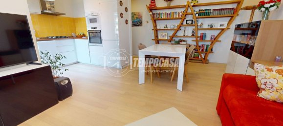 2 rooms Apartment in Cinisello Balsamo, Italy No. 290597 2