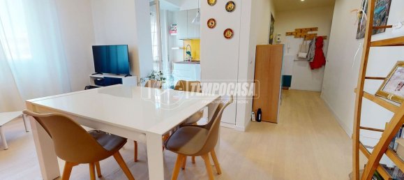 2 rooms Apartment in Cinisello Balsamo, Italy No. 290597 8