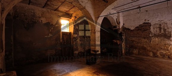 Gewerbliche Immobilie in Adrano, Italy 65m², Nr. 306835 3