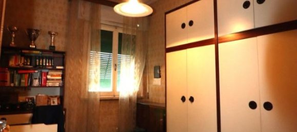 5 rooms Apartment in Montevarchi, Italy No. 236664 24