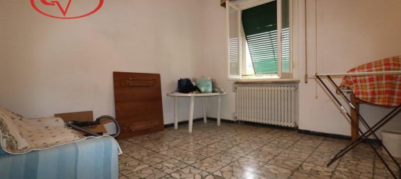 5 rooms Apartment in Montevarchi, Italy No. 236664 19