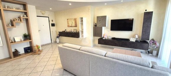 2 chambres Appartement à Foggia, Italy No. 271454 7