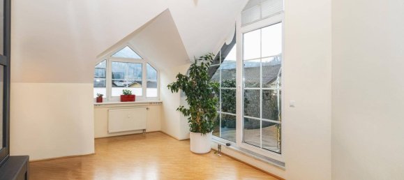 2 Schlafzimmer Penthouse in Grödig, Austria, Nr. 146971 8