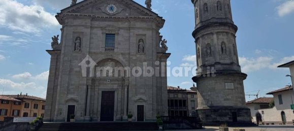 4 bedrooms House in Urgnano, Italy No. 259881 7