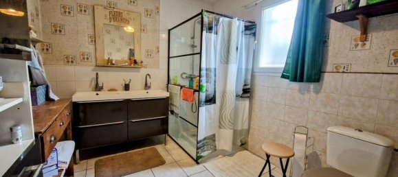 Villa de 3 dormitorios en Prades, France No. 284356 8