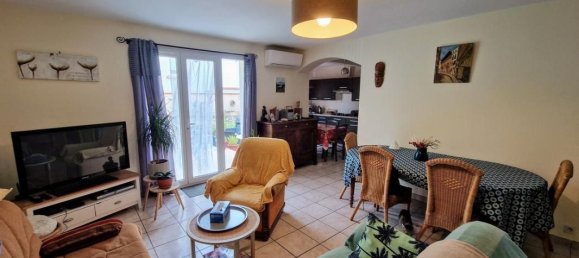 Villa de 3 dormitorios en Prades, France No. 284356 2