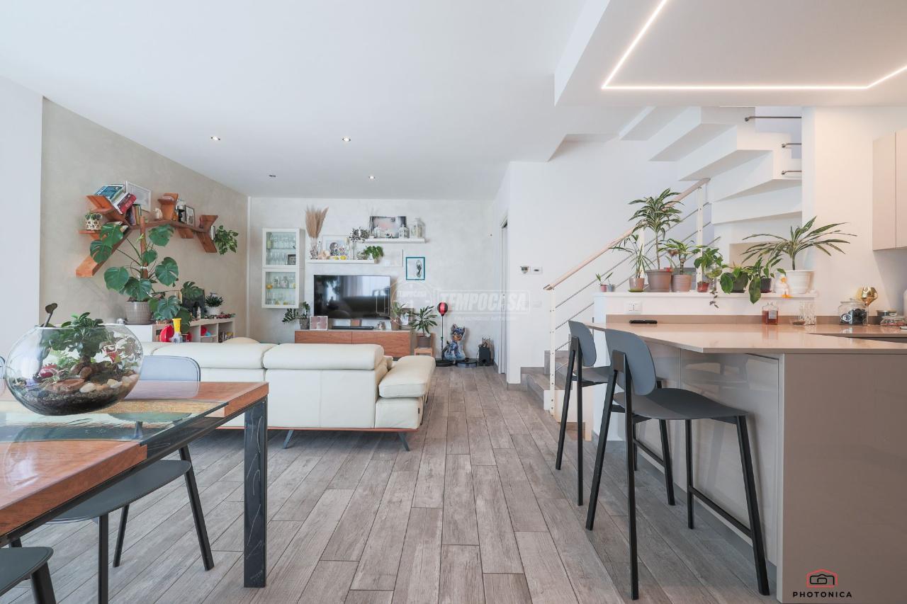 4غرفة منزل في Misano Adriatico, Italy رقم 1796