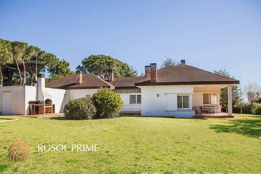 Вилла с 4 спальнями в Сан-Андреу-де-Льяванерес, Испания № 65