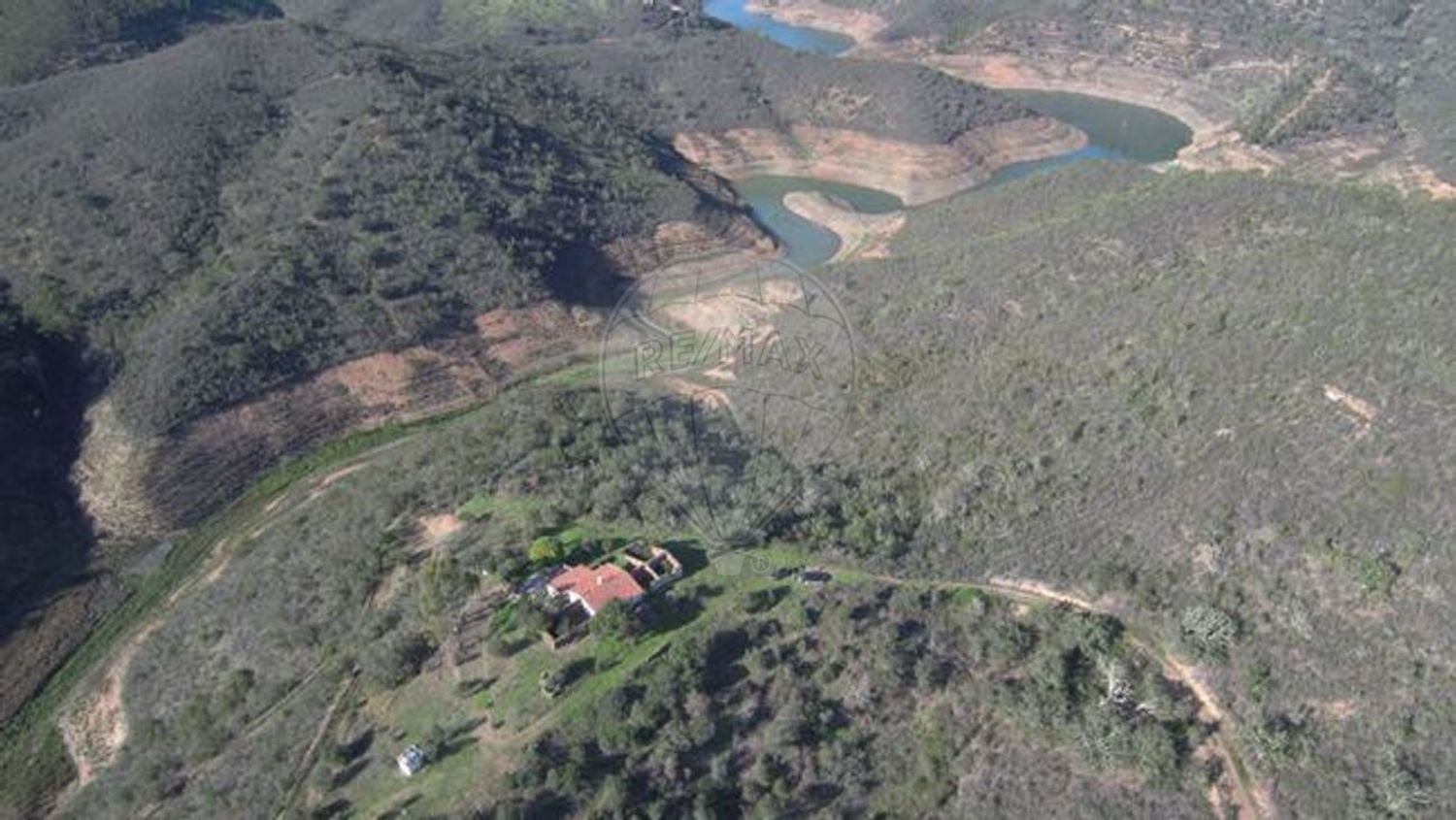 17000m² Land in Santana da Serra, Portugal No. 43217