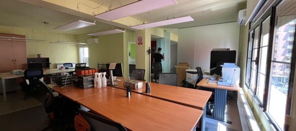 6 bedrooms Apartment in Madrid, Spain No. 167209 2