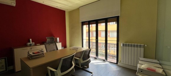 6 bedrooms Apartment in Madrid, Spain No. 167209 10