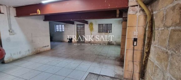 3 bedrooms House in Luqa, Malta No. 1460 13